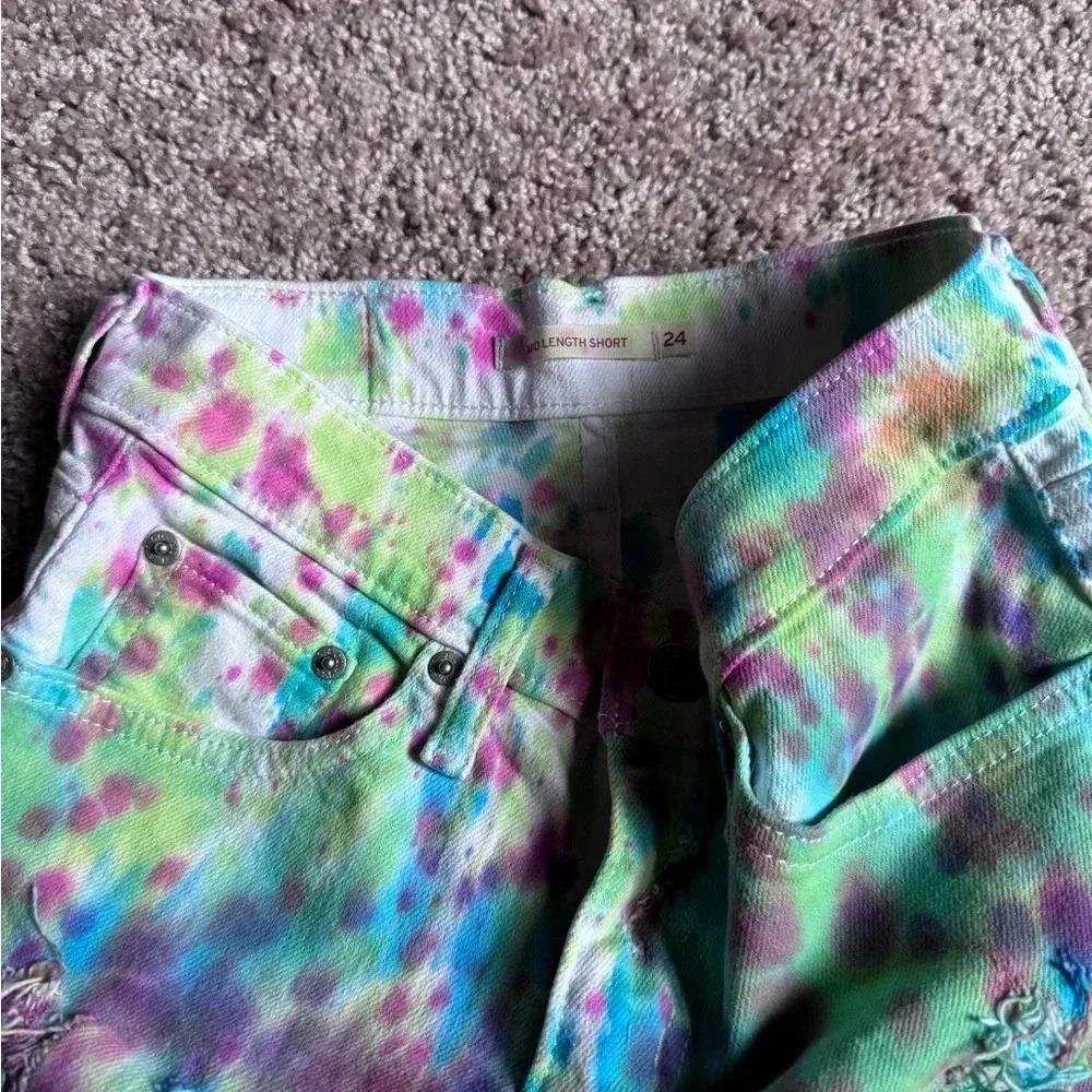 Handcrafted Levi’s - Picture 2 of 3